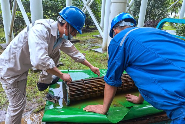 国家能源集团神皖能源安庆公司清洗空压机冷却器保障迎峰度夏安全