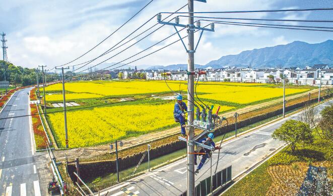 浙江富阳加大农网改造力度，全面推进乡村电气化改造