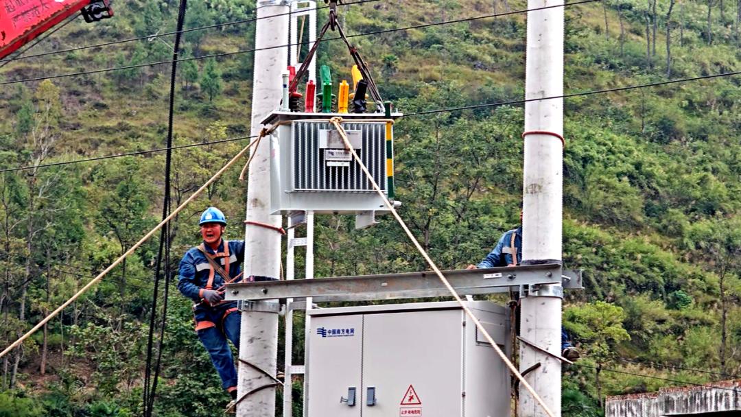 贵州普定供电局“秋风行动”增强电网“迎峰度冬”能力