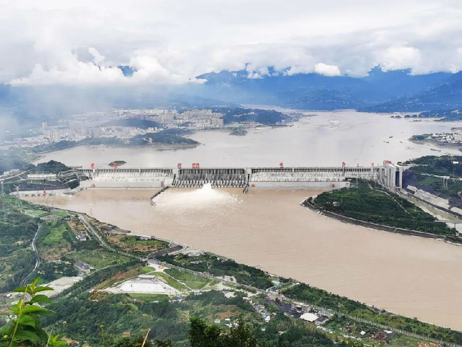 三峡水库有效拦蓄长江今年第1号洪水